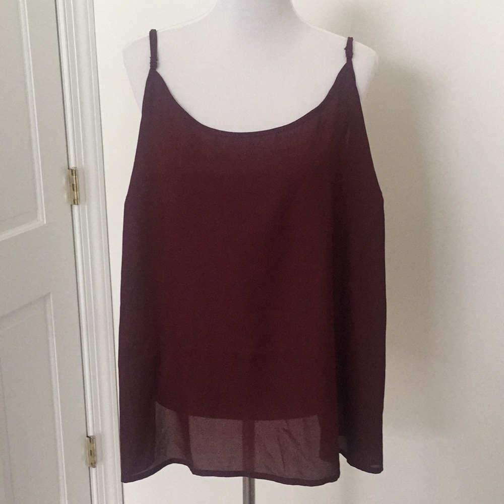 Maroon tank